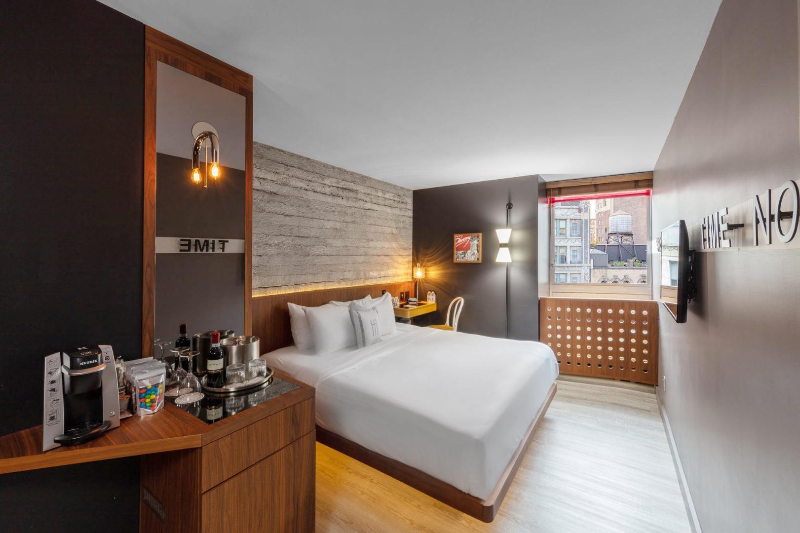 Henri 4* New York