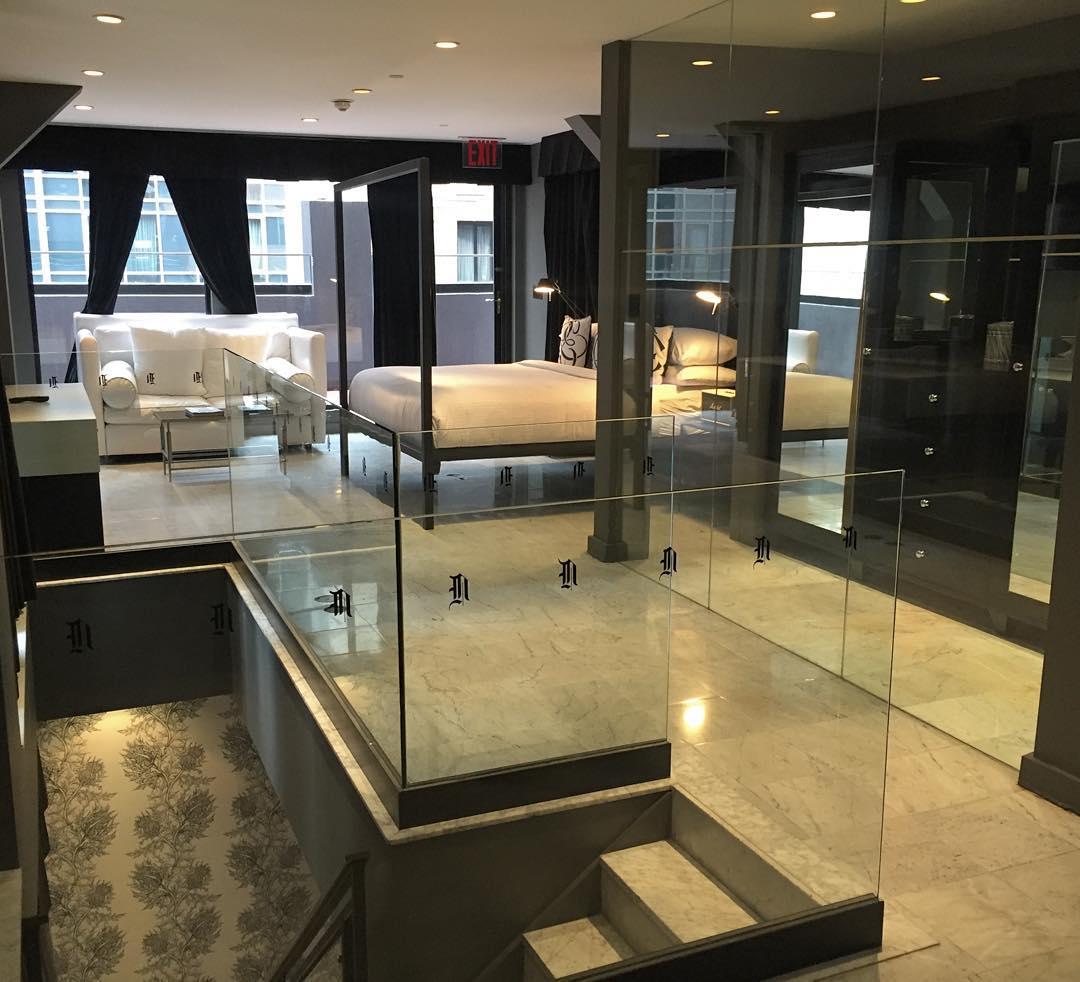 Oyo Times Square Hotel 4*