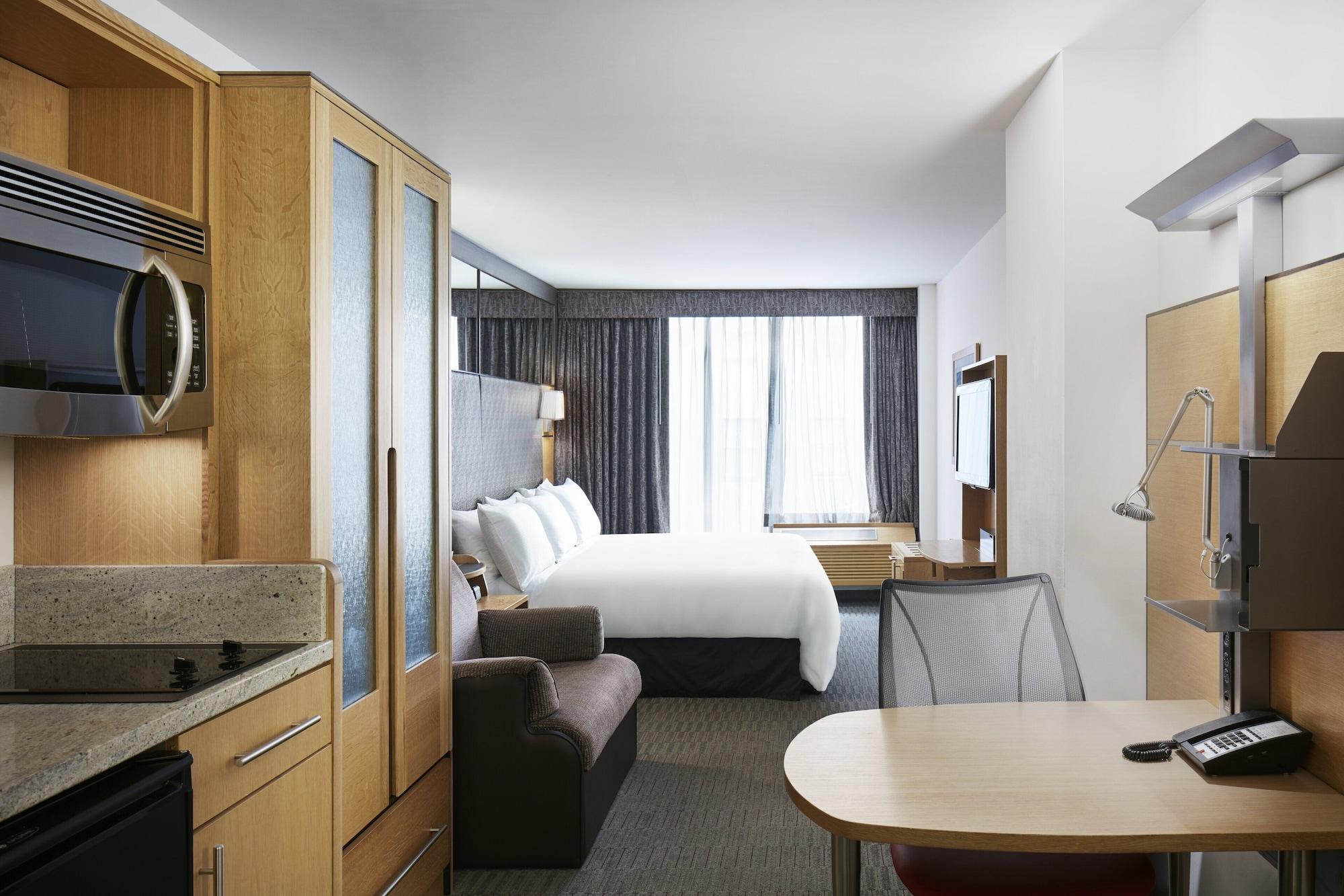 The Jewel Hotel, Hotel Nova York