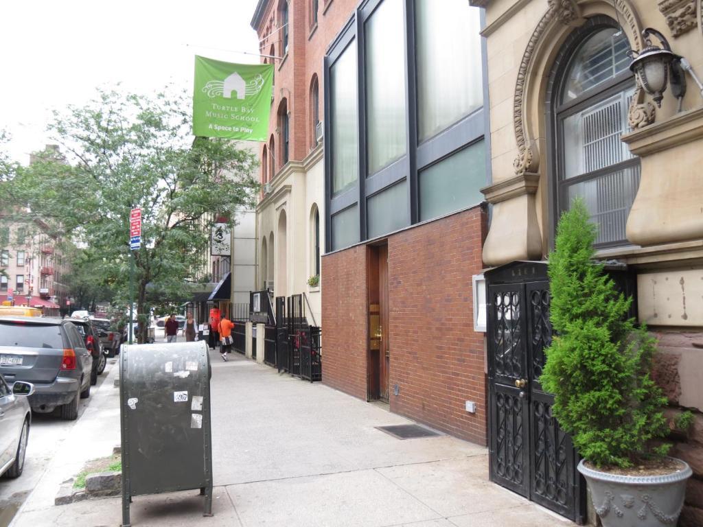 Hotel Midtown East 3*