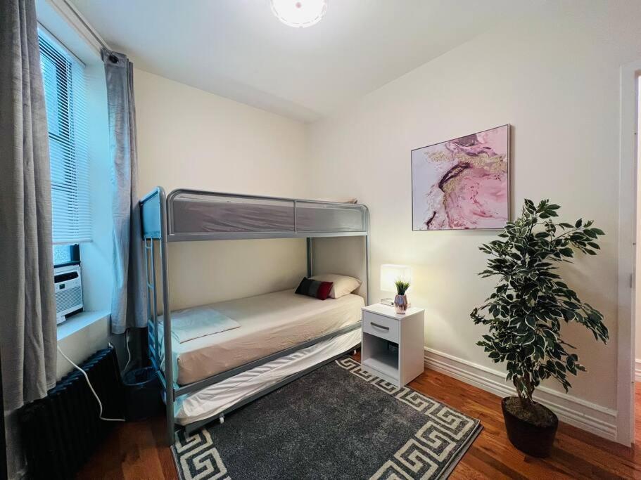 Apartment Central Park Plaza