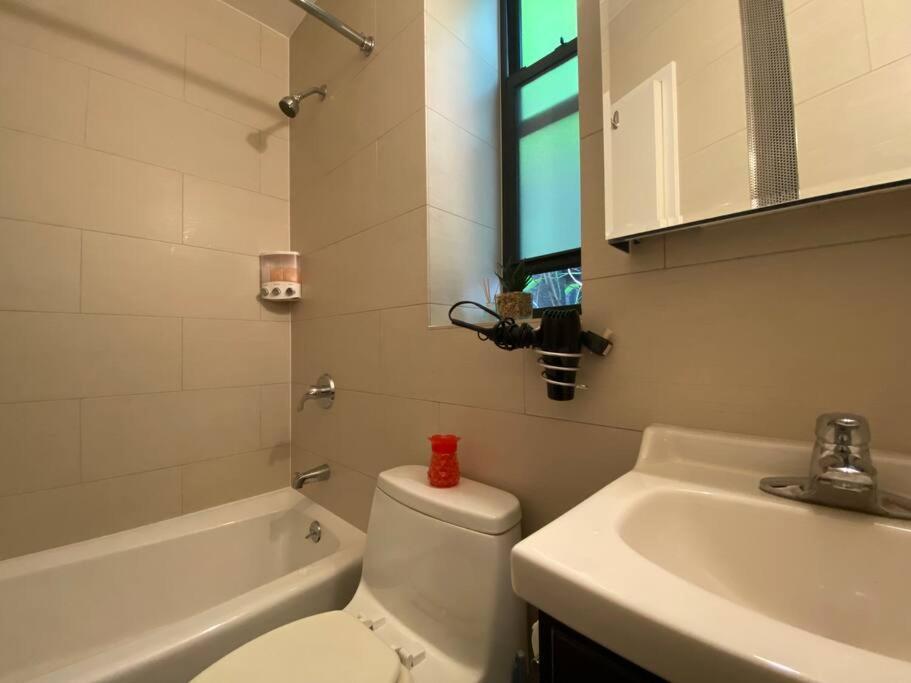 Central Park Plaza Apartment