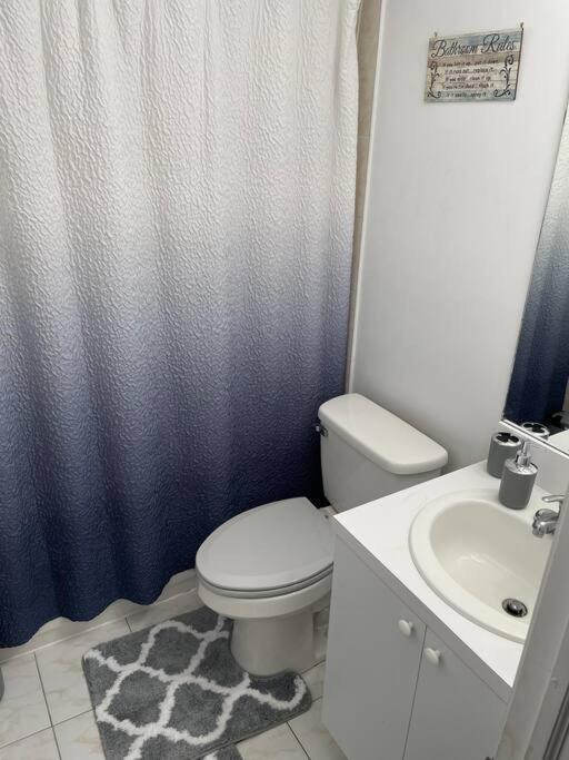 Apartment Modern One Bedroom New York
