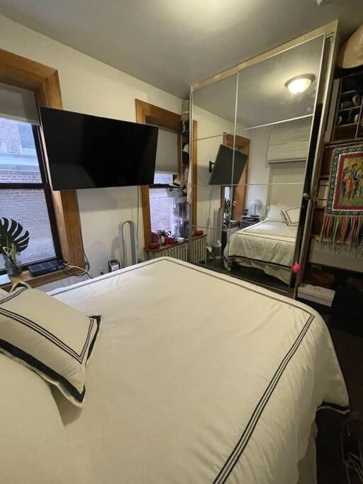Stylish & Lovely 2 Bedroom Midtown Apartment New York