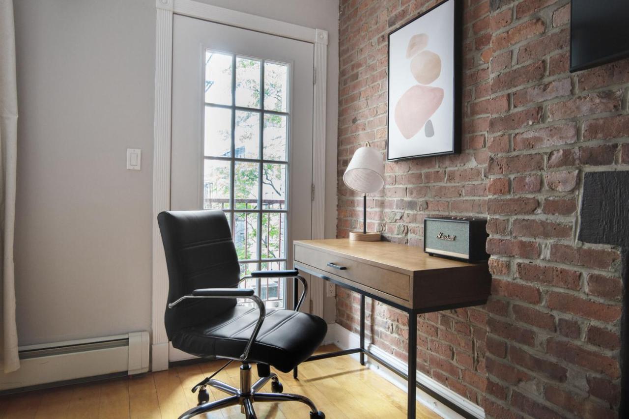 East Village 2br W Balcony Nr Dining Nightlife Nyc-1212 *