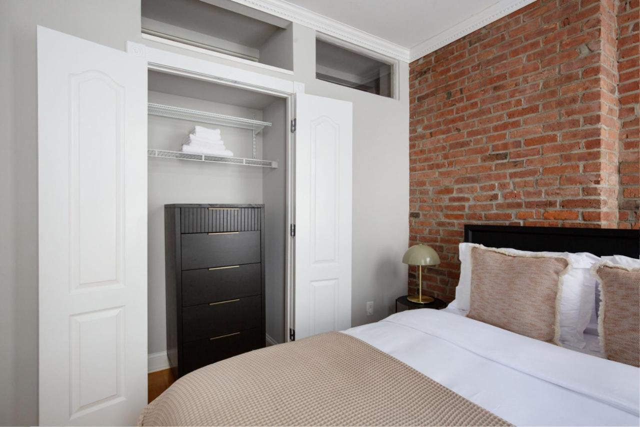 East Village 2br W Balcony Nr Dining Nightlife Nyc-1212 Apartment