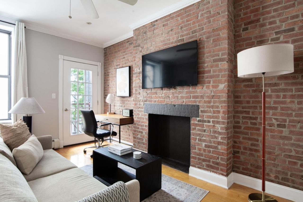 East Village 2br W Balcony Nr Dining Nightlife Nyc-1212 * New York