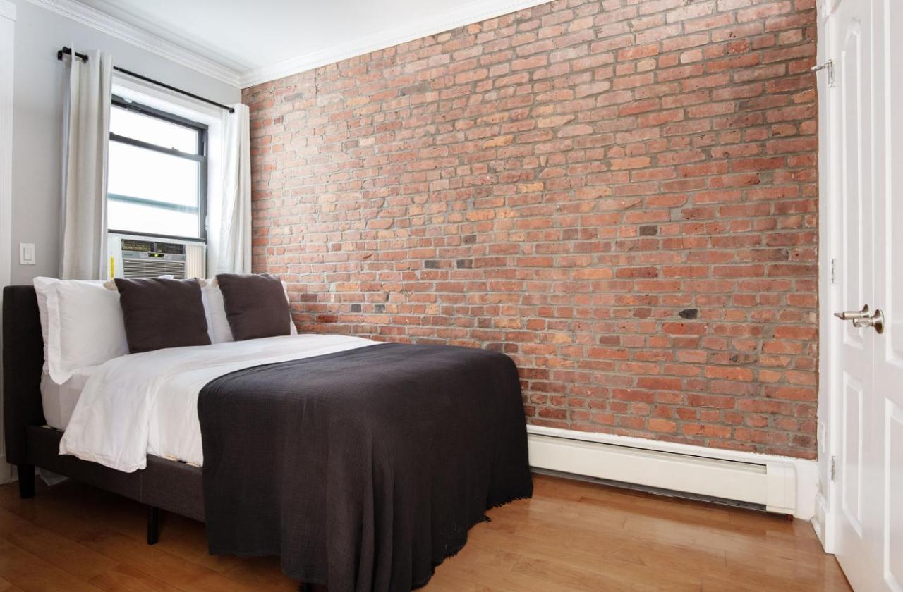 East Village 2br W Balcony Nr Dining Nightlife Nyc-1212 Apartment
