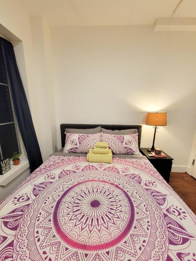 Private In A 4 Big 4 Apartament Green Point Privatunterkunft New York