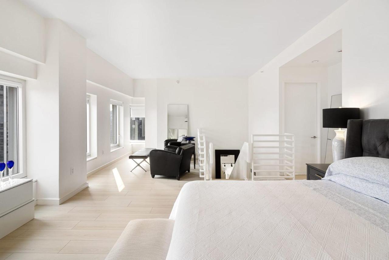 Luxury 5 Bedroom Near 5th Avenue Manhattan Apartment *