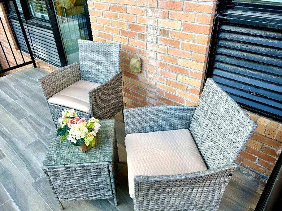 Apartment Cozy Modern Brooklyn W/ Balcony New York