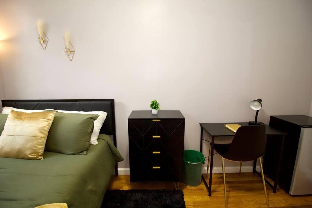 Tuk Ahoy - Emerald 3c With Shared Spaces Apartment