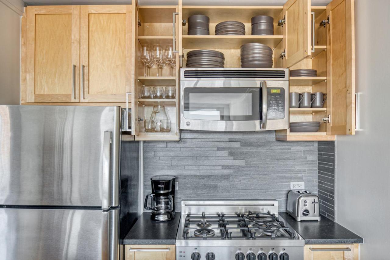 Apartment Ues 2br W Gym Wd Doorman Nr 6 Train Met Nyc-655 *
