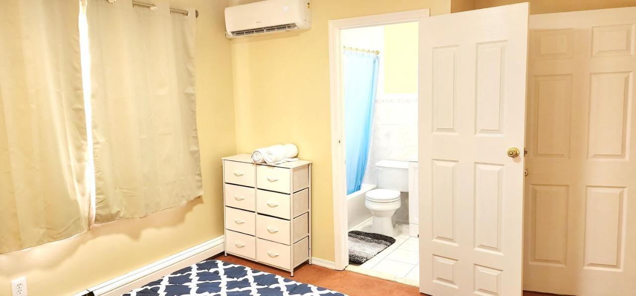 Modern Two Bedroom Jamaica Queens, Nyc Apartment New York