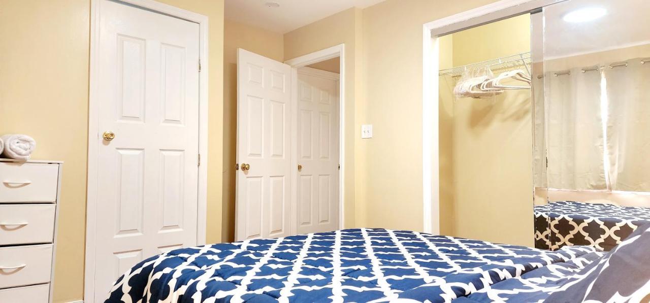 Modern Two Bedroom Jamaica Queens, Nyc Apartment