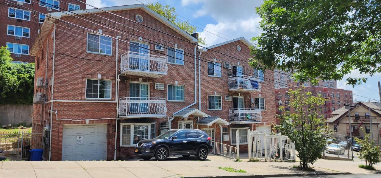Modern Two Bedroom Jamaica Queens, Nyc New York