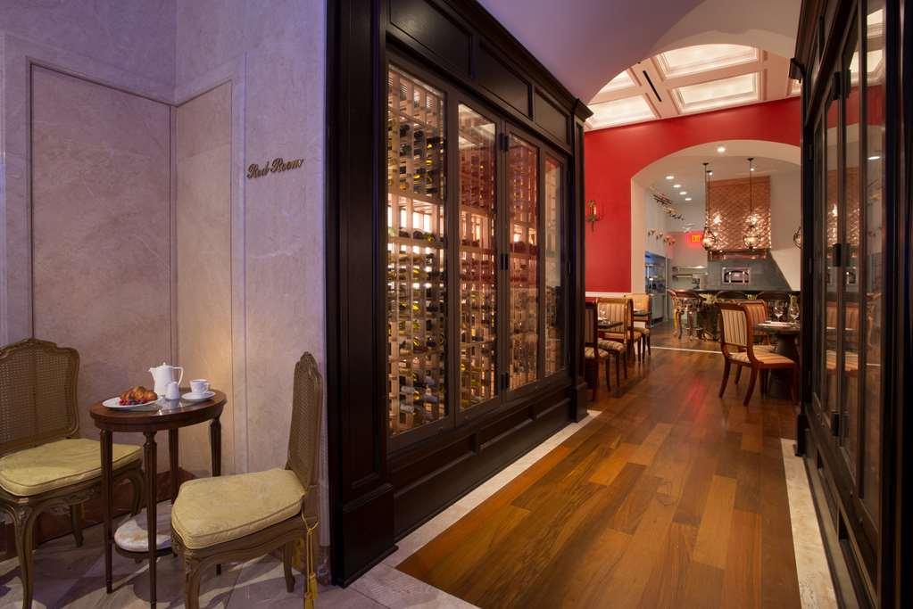The Kimberly Hotel *