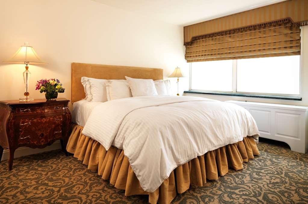 The Kimberly Hotel *