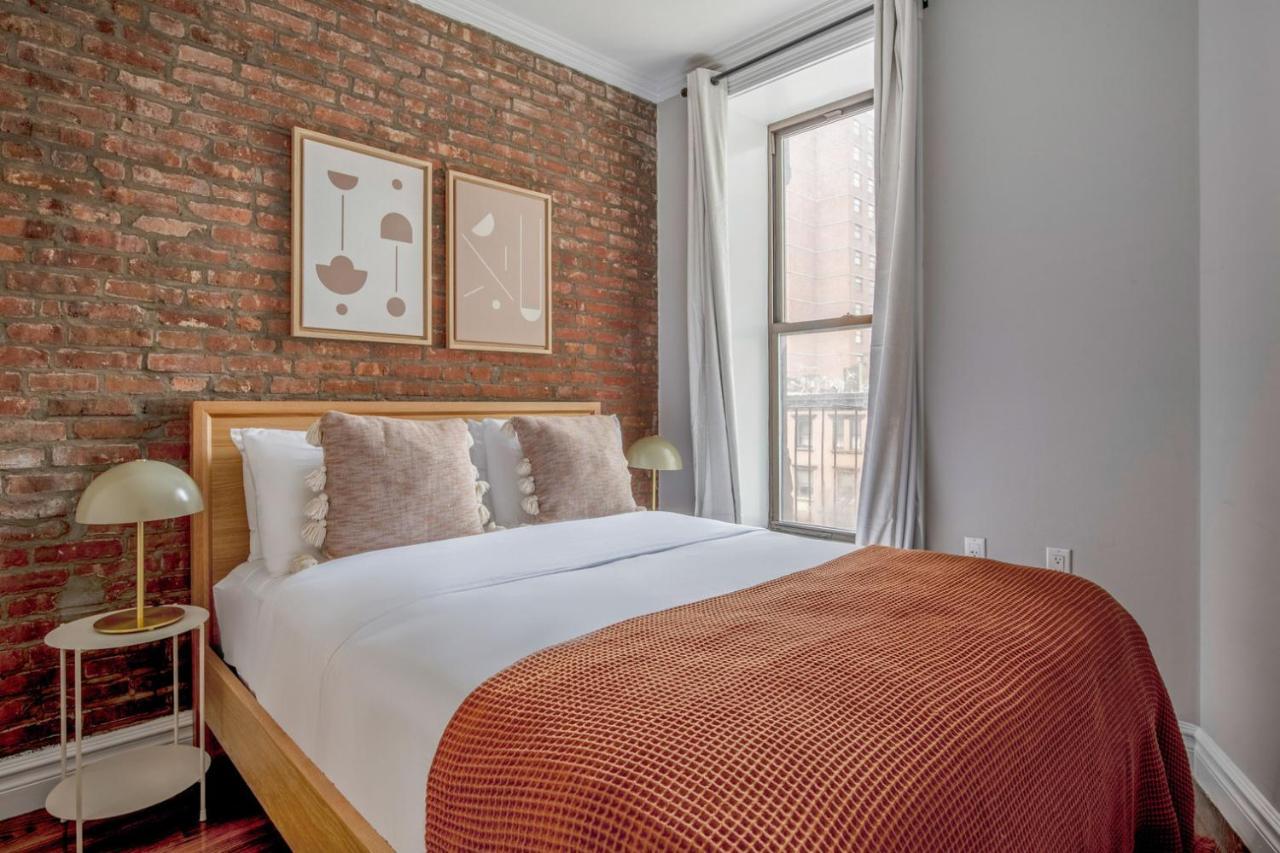 East Village 2br W Wd Nr Groceries Nyc-1221 Apartment