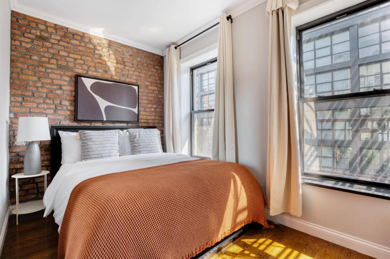 Nolita 2br W Balcony Wd Nr Museum Groceries Nyc-1222 Apartment *