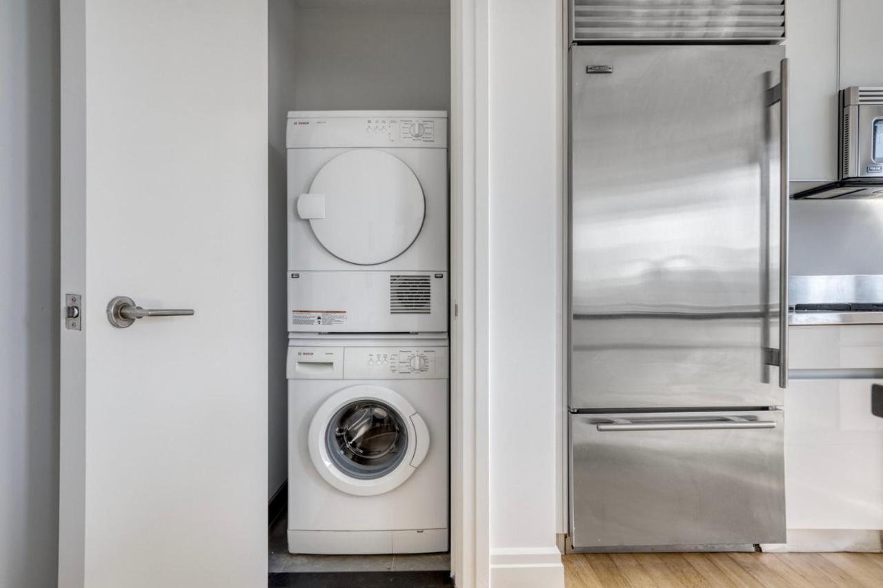 Apartment Midtown West 2br W Gym Wd Nr Hudson River Nyc-1243 *