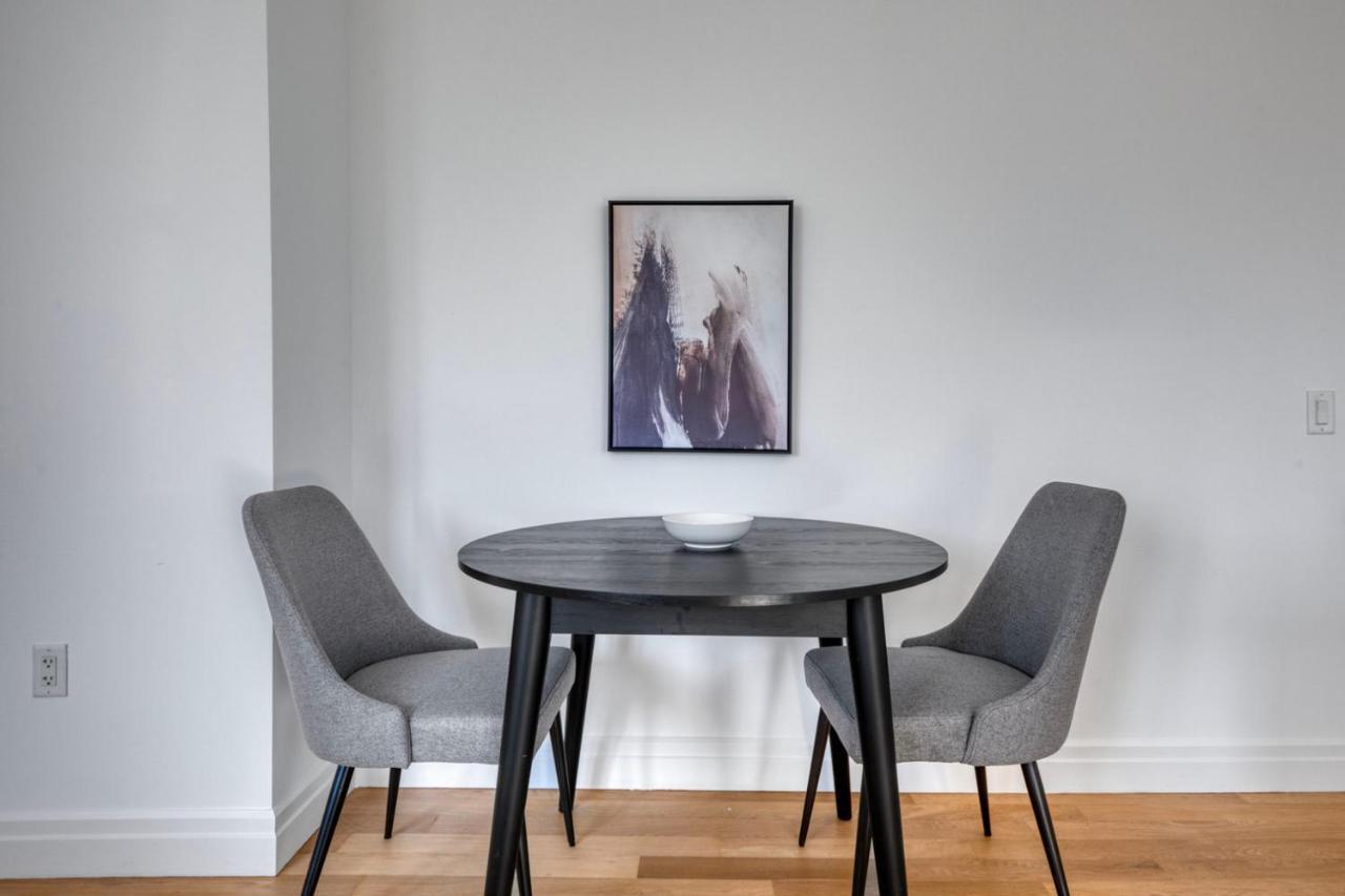 Apartment Midtown West 2br W Gym Wd Nr Hudson River Nyc-1243 New York