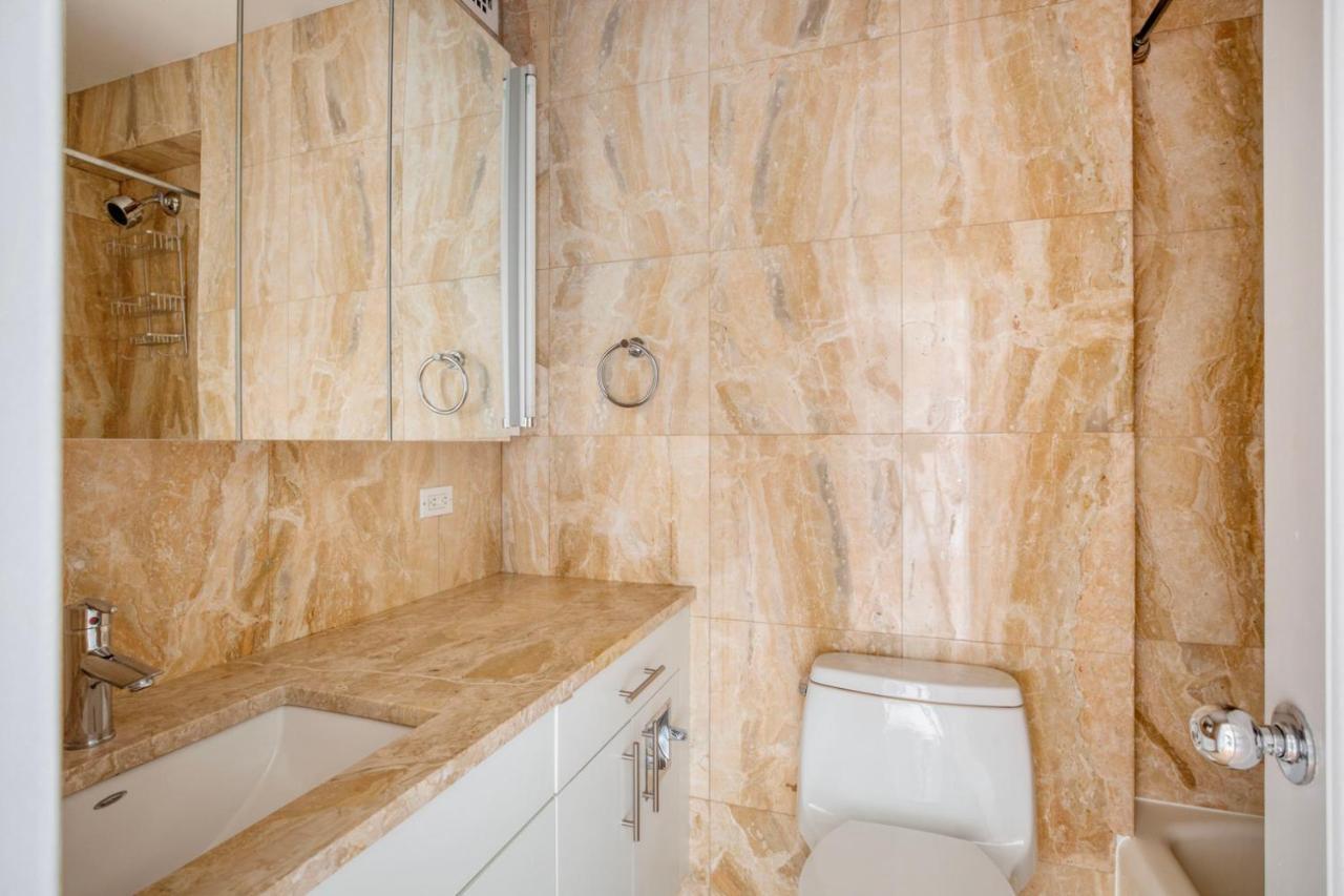 West Village 1br W Gym Private Wd Nr Ark Nyc-1276 *