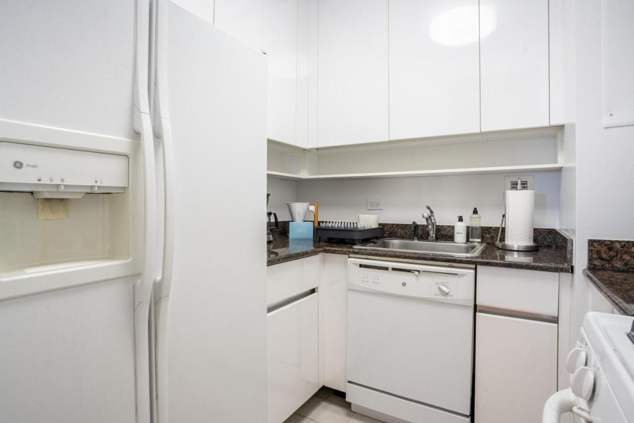Apartment Midtown East 2br W Doorman Gym Nr Bloomingdales Nyc-1353 New York