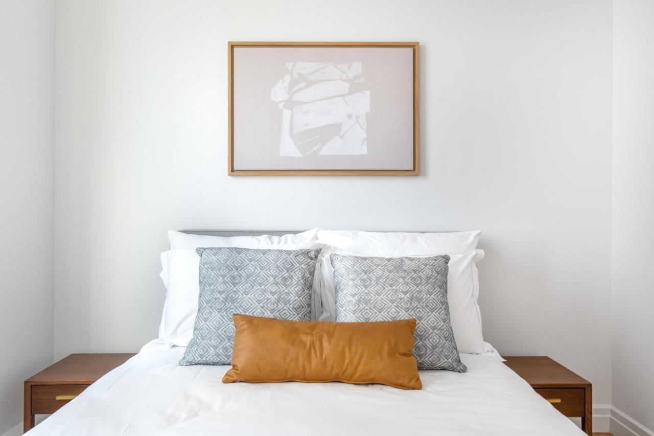 Apartment Midtown W 2br W Gym Pools Wd Doorman Nyc-360 New York