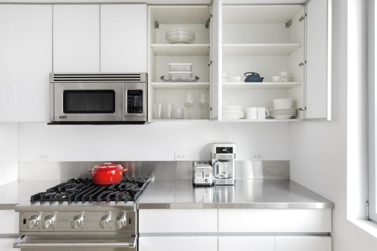 Apartment Midtown W 2br W Gym Pools Wd Doorman Nyc-360 New York