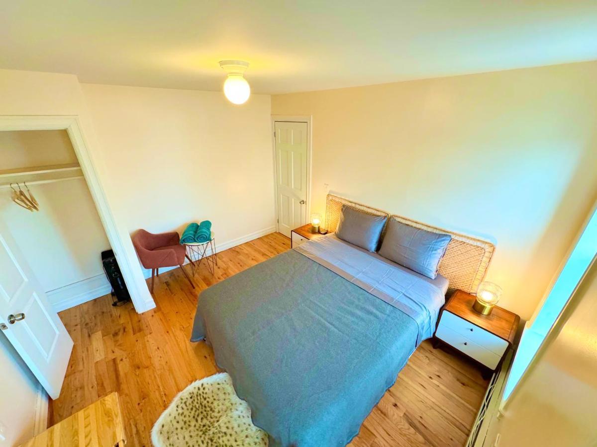 Casa de hóspedes The Waltham Private & Bathroom John F Kennedy Jfk Lga Airport Manhattan Penn Station Bullet-train 15 Min