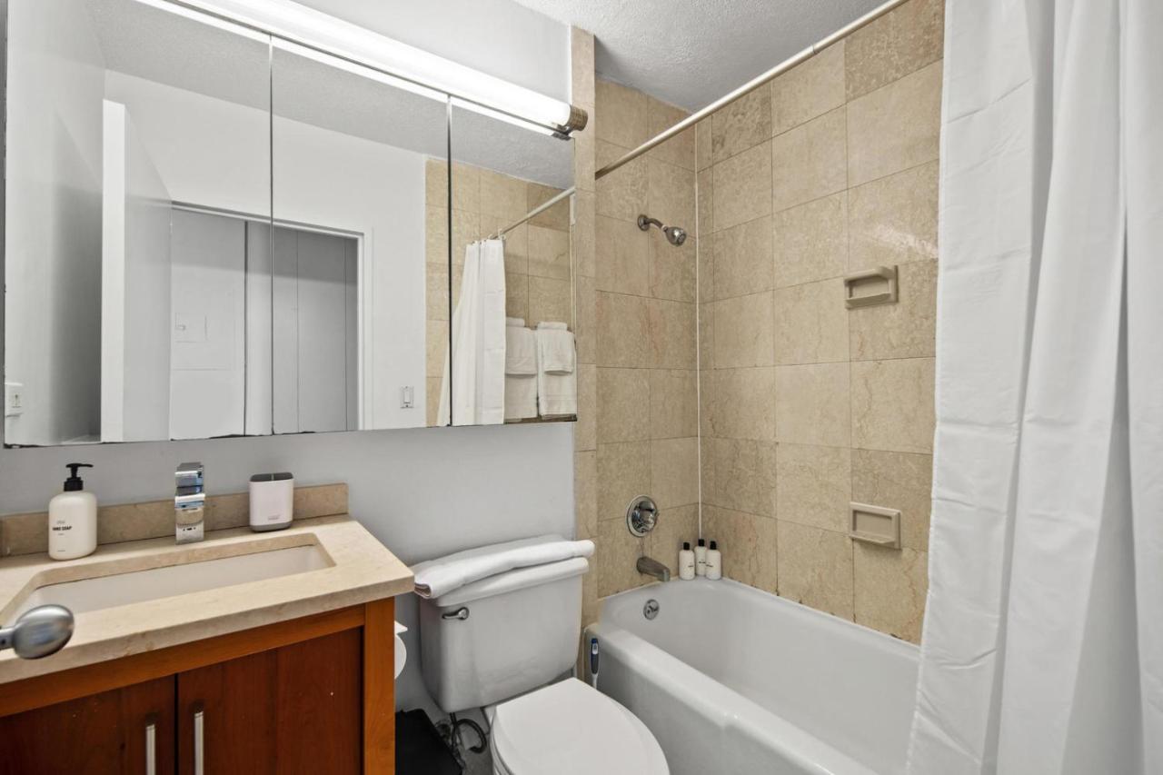 Midtown East 1br W Gym Nr East River Esplanade Nyc-1382 Apartamento