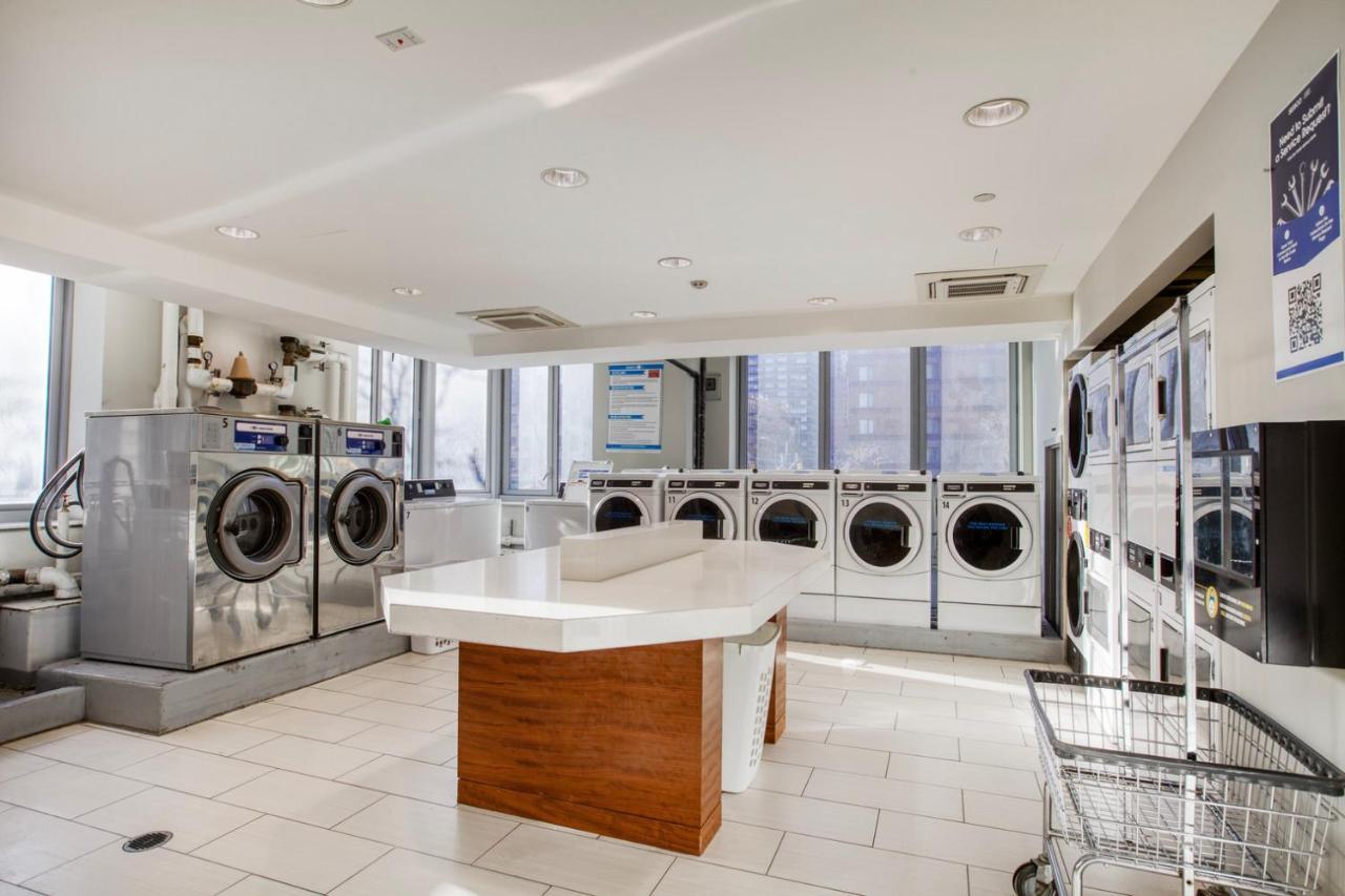 Midtown East 1br W Gym Nr East River Esplanade Nyc-1382 Apartamento *