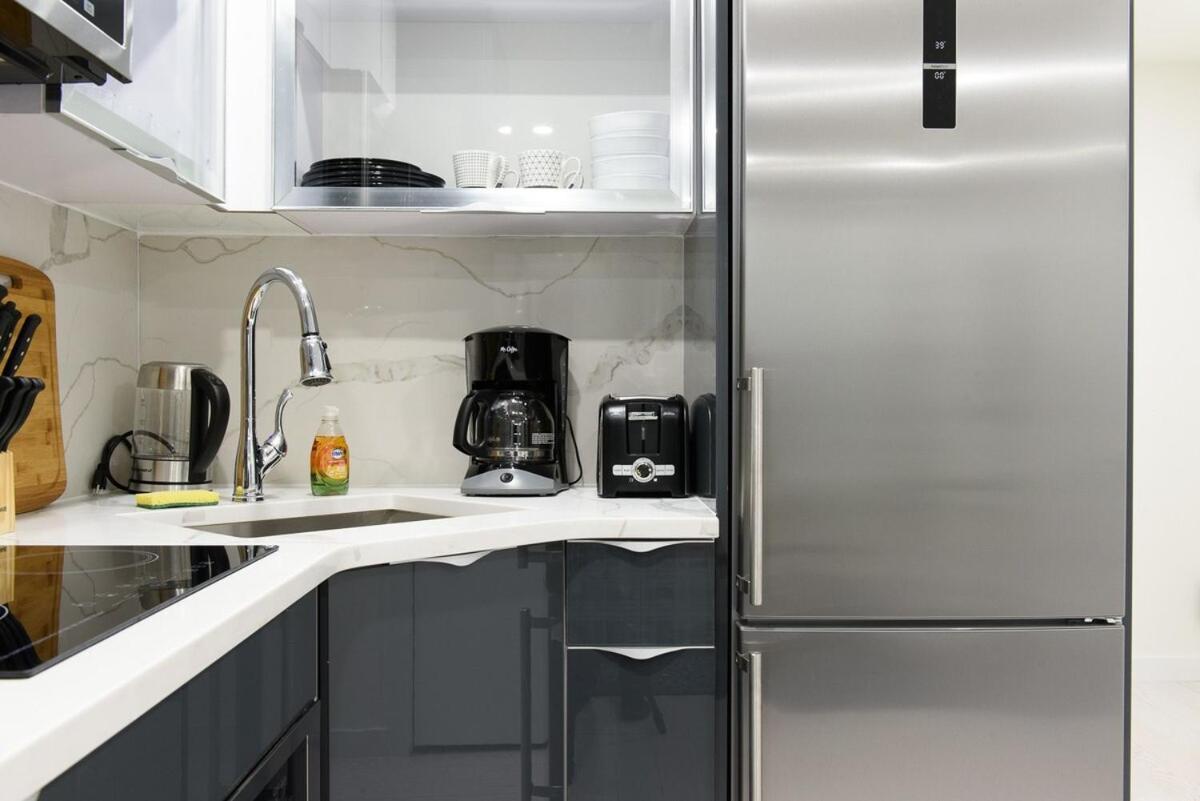 Apartment 75-1b New Prime Upper East W D Elevator *
