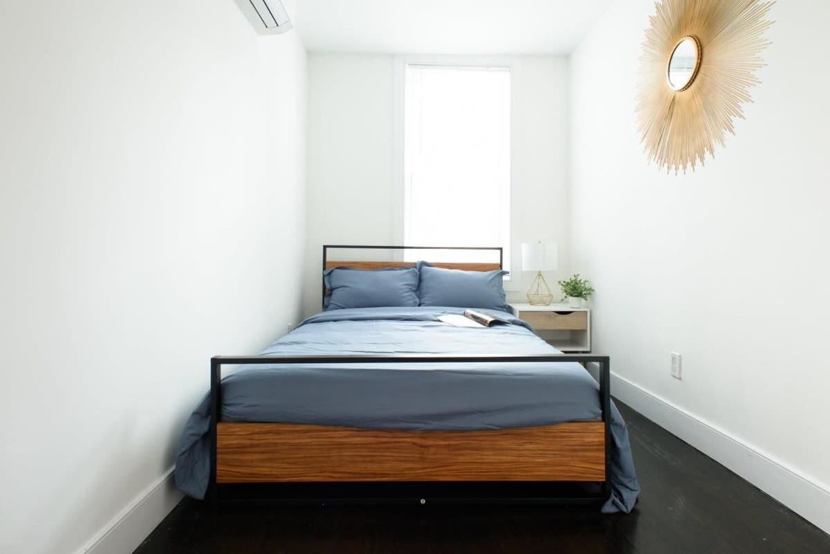 39-1 Renovated 3br Prime Midtown West *