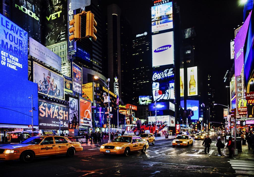 Hotel Comfort Times Square South Area 3*