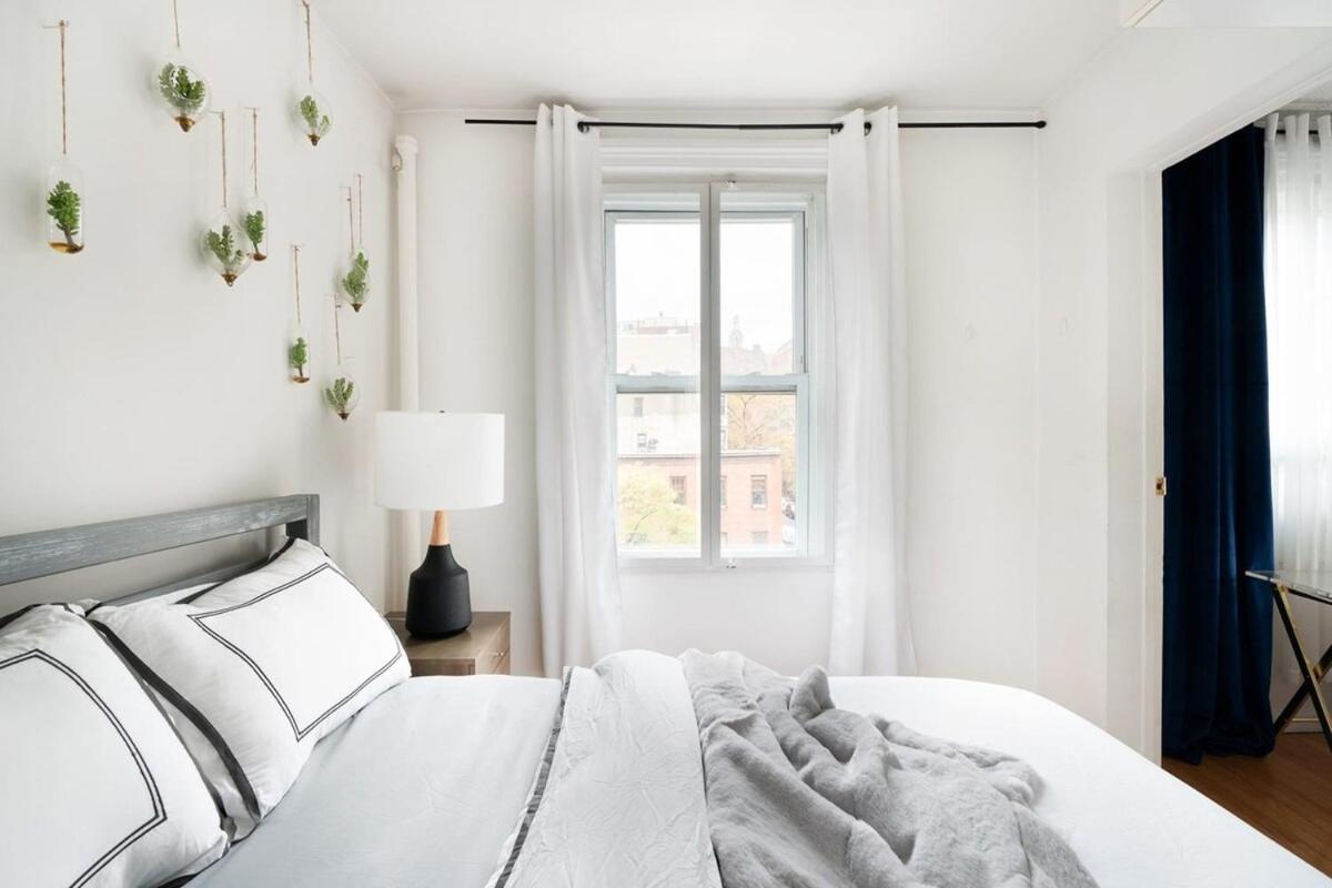 11-4f Prime West Village Designer 1br New York