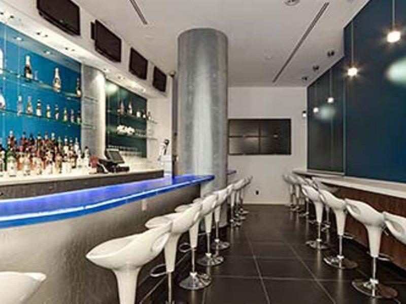 Hotel Wyndham Garden Chinatown 4*