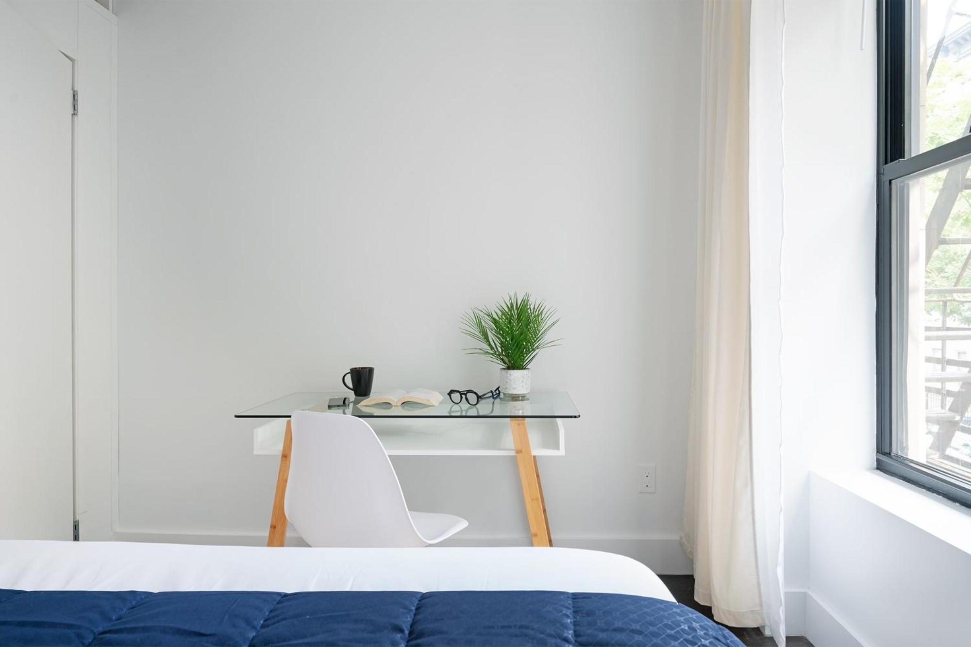 444-4f Newly Renovated 1br In Midtown West * New York