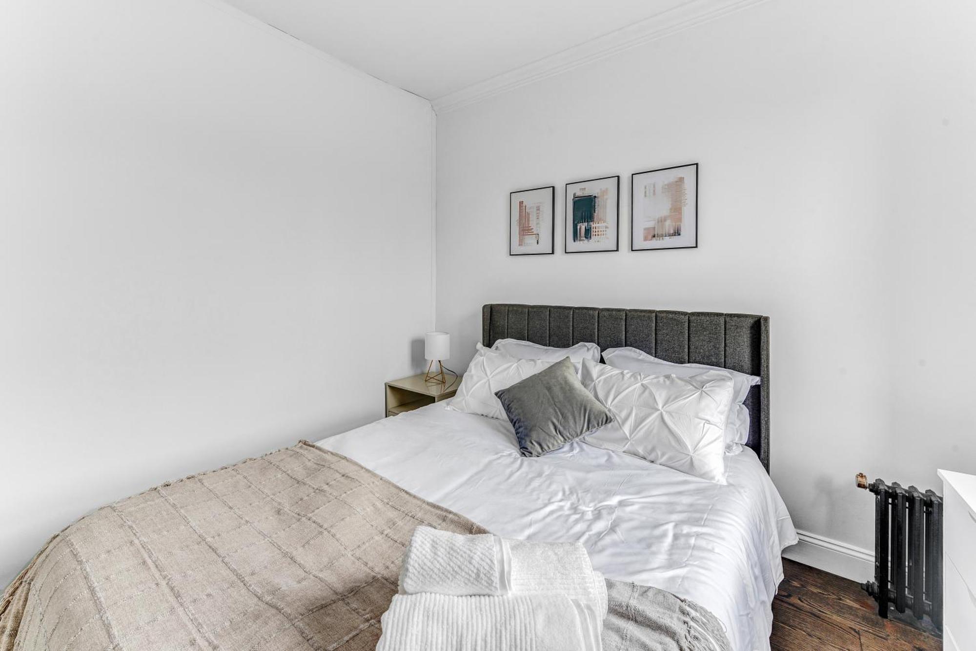 Stylish 2bd In Brooklyn Heights Apartment *