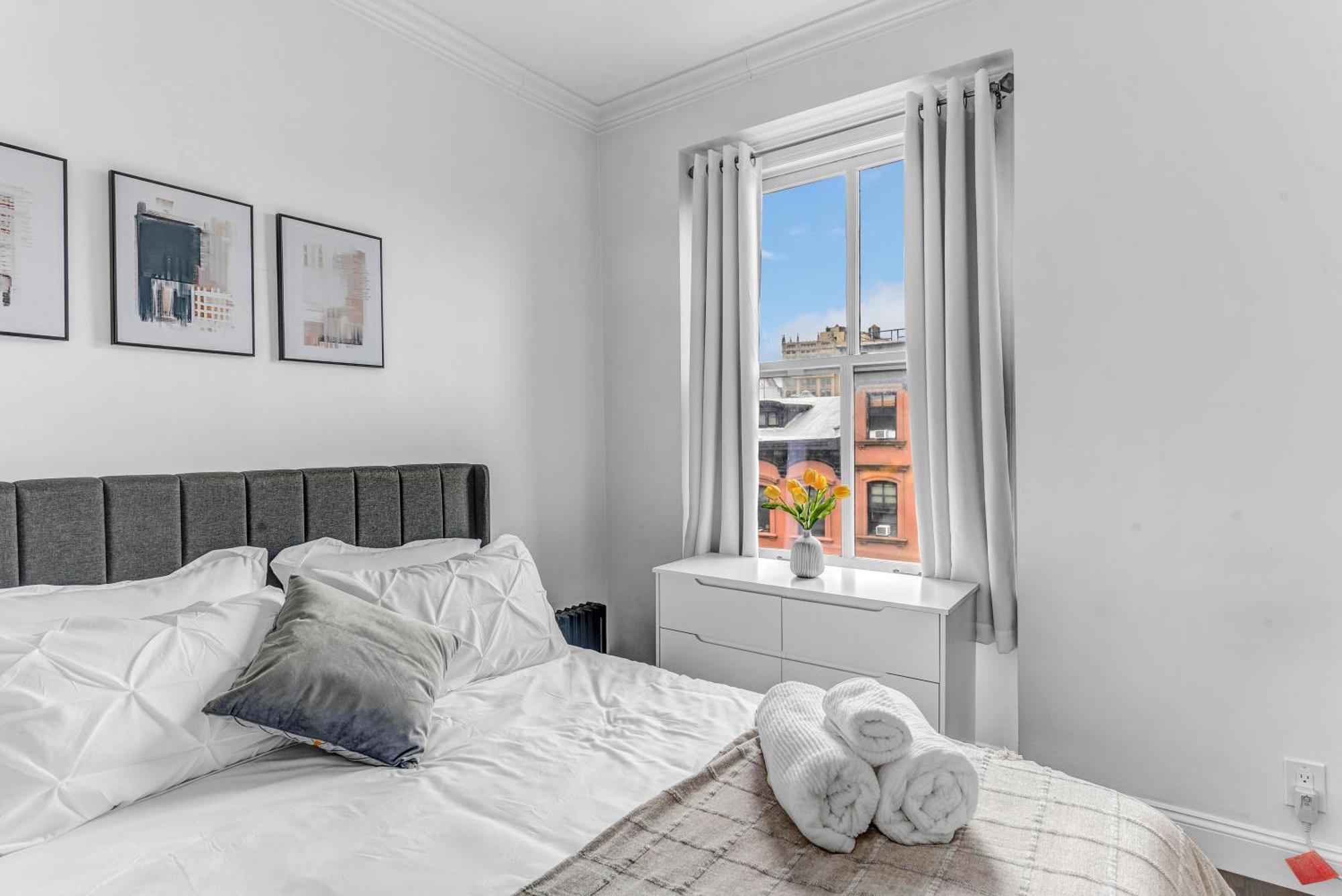 Stylish 2bd In Brooklyn Heights Apartment New York
