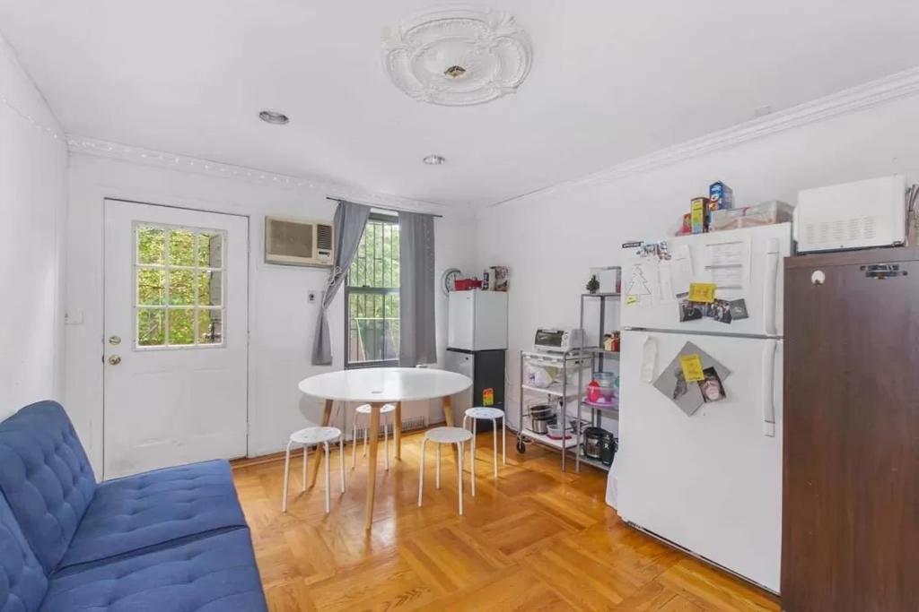 Comfy At Great Townhouse In Williamsburg Hospedagem domiciliar Nova York