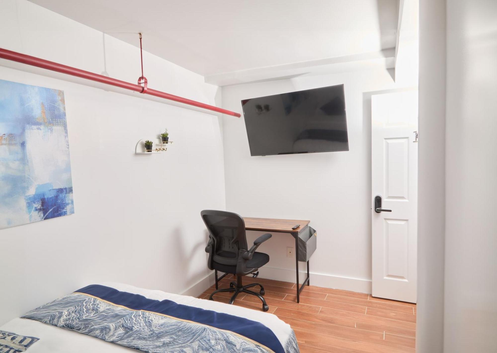 Comfy In Hell's Kitchen Guest house