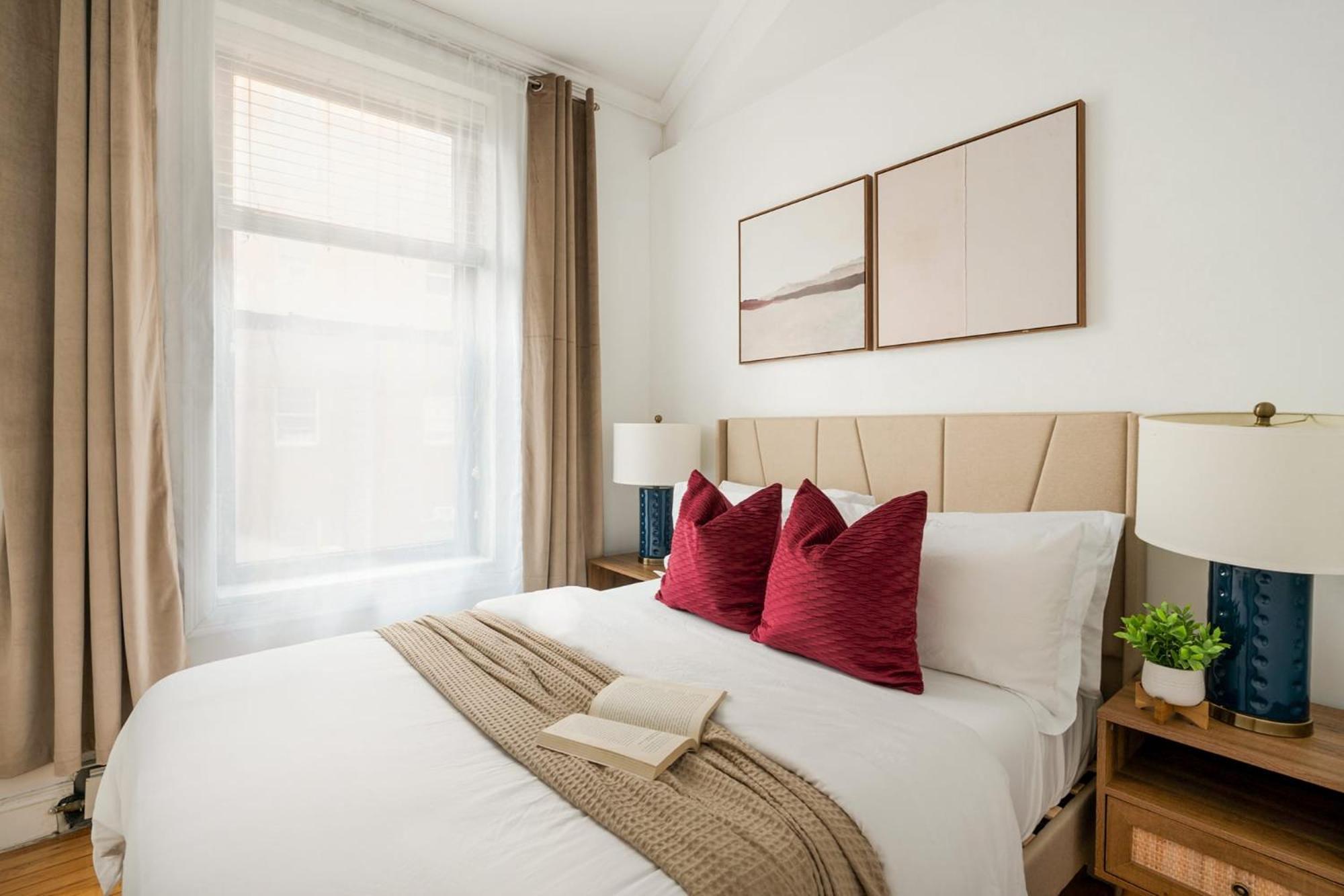 139-2w Prime West Village Furnished 2br Value Apartment *