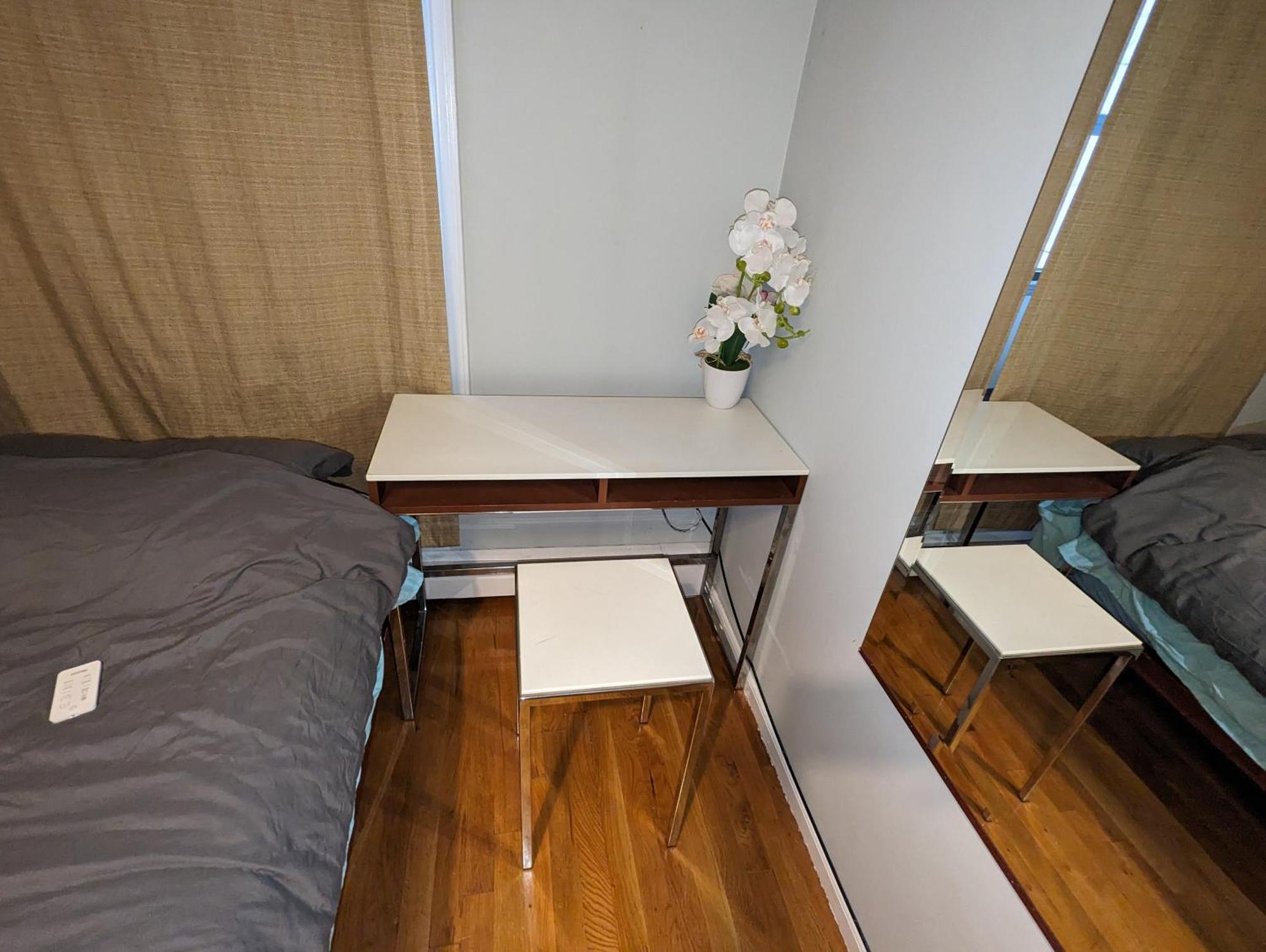 Private In 4 Bedroom Ground Near Subway * Nova York