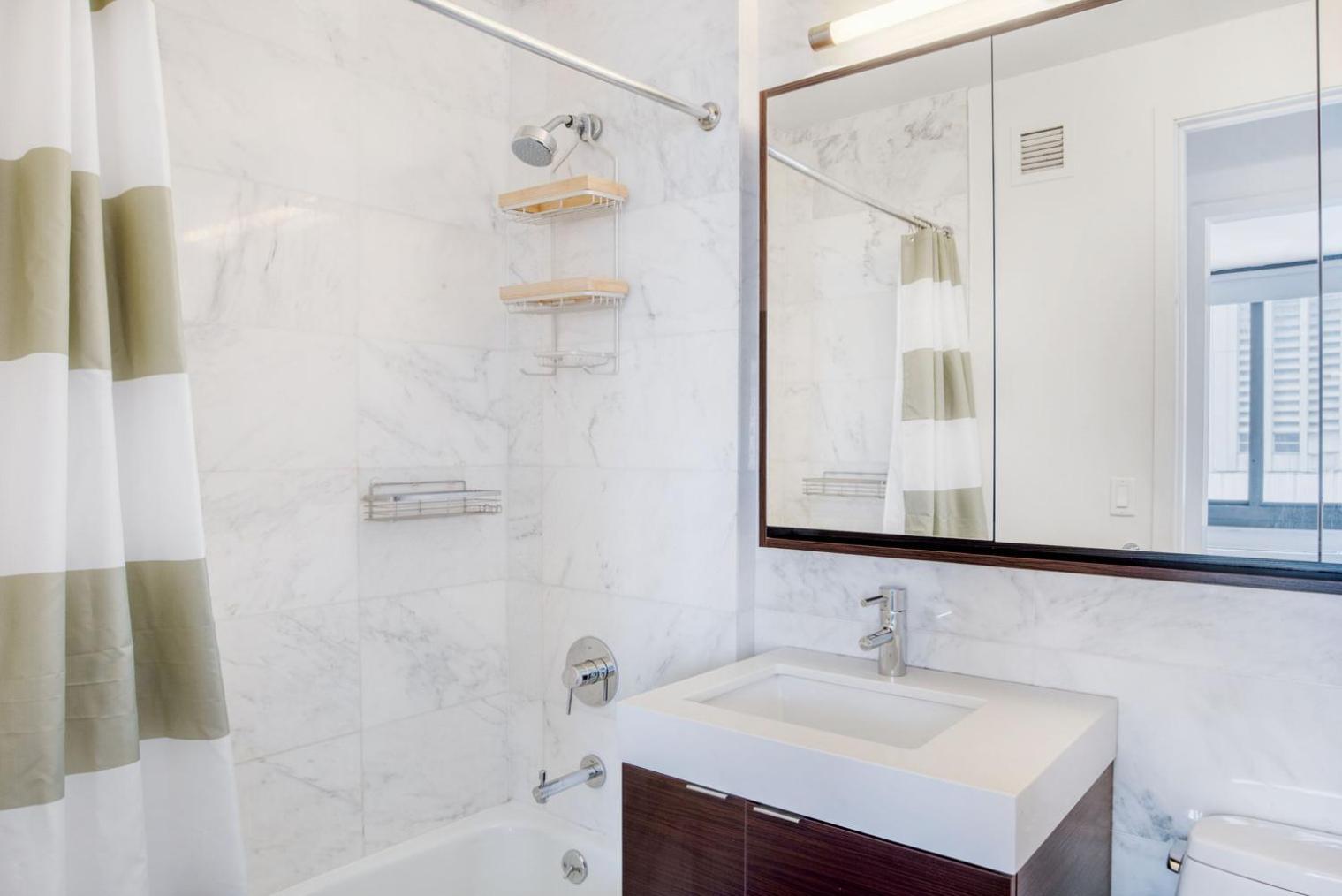 Tribeca Studio W Tons Of Light Gym Pool Nyc-118 * New York