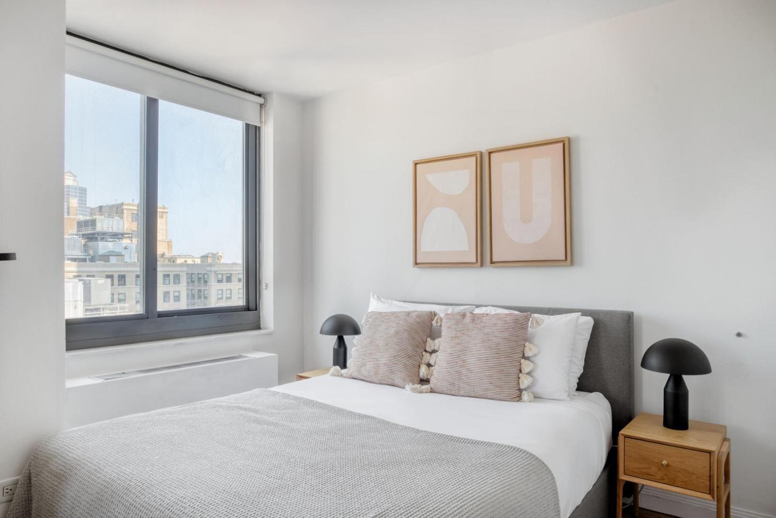 Tribeca Studio W Tons Of Light Gym Pool Nyc-118 Apartment New York
