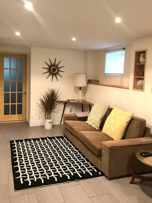 The Griffin B And B, Private Two Bedroom In Victorian Ditmas Park Apartamento