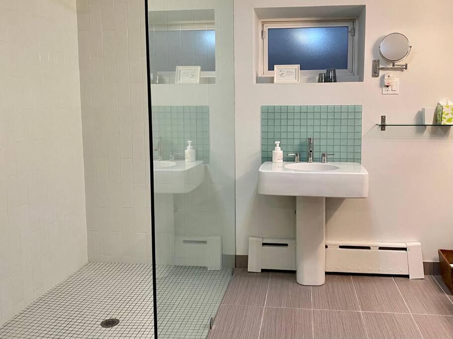 Apartamento The Griffin B And B, Private Two Bedroom In Victorian Ditmas Park *