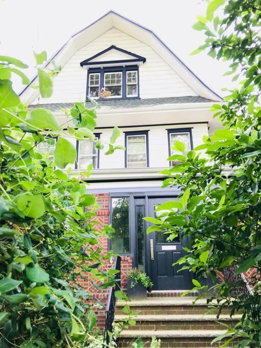 Apartamento The Griffin B And B, Private Two Bedroom In Victorian Ditmas Park